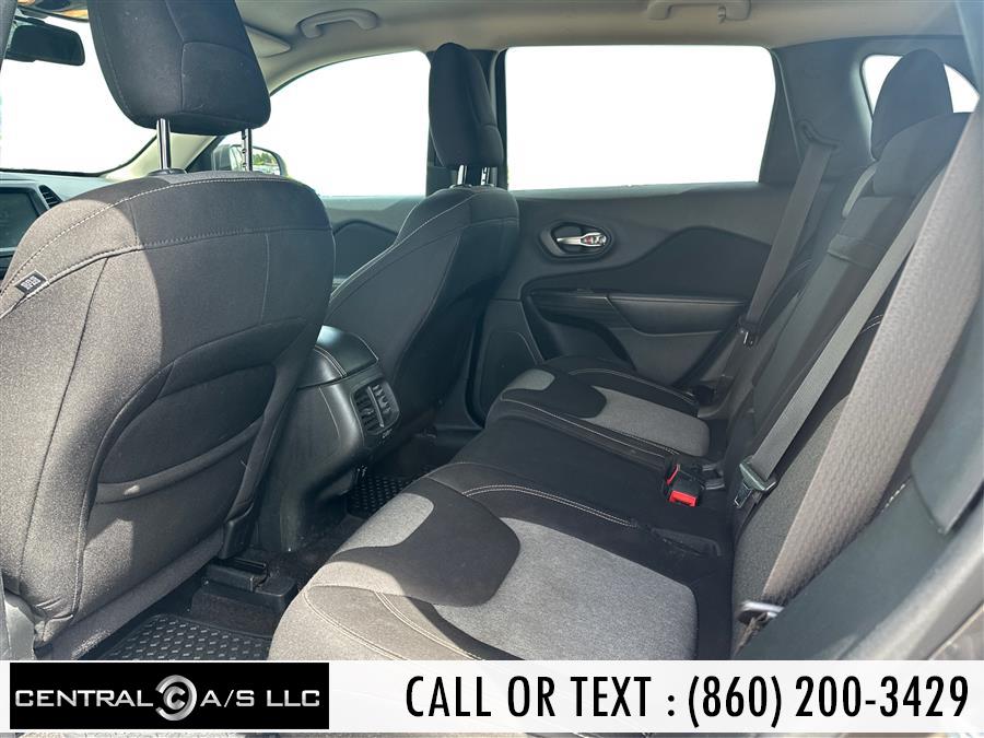 2014 Jeep Cherokee 4WD 4dr Latitude, available for sale in East Windsor, Connecticut | Central A/S LLC. East Windsor, Connecticut 2014 Jeep Cherokee 4WD 4dr Latitude, available for sale in East Windsor, Connecticut | Central A/S LLC. East Windsor, Connecticut