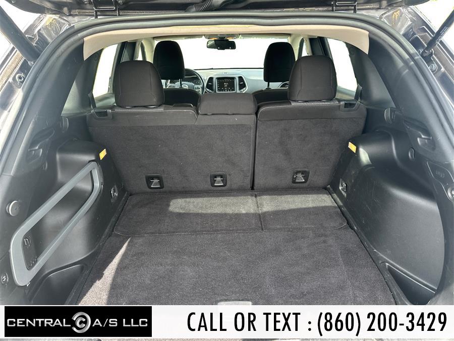 2014 Jeep Cherokee 4WD 4dr Latitude, available for sale in East Windsor, Connecticut | Central A/S LLC. East Windsor, Connecticut 2014 Jeep Cherokee 4WD 4dr Latitude, available for sale in East Windsor, Connecticut | Central A/S LLC. East Windsor, Connecticut