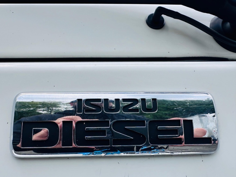 2018 ISUZU NQR 20FT BOX + LIFT GATE + SIDE DOOR 17995 GVW, available for sale in South Amboy, New Jersey | NJ Truck Spot. South Amboy, New Jersey 2018 ISUZU NQR 20FT BOX + LIFT GATE + SIDE DOOR 17995 GVW, available for sale in South Amboy, New Jersey | NJ Truck Spot. South Amboy, New Jersey