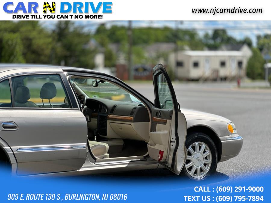 2002 Lincoln Continental Continental, available for sale in Hempstead, New York | VIP Auto Credit Express. Hempstead, New York 2002 Lincoln Continental Continental, available for sale in Hempstead, New York | VIP Auto Credit Express. Hempstead, New York