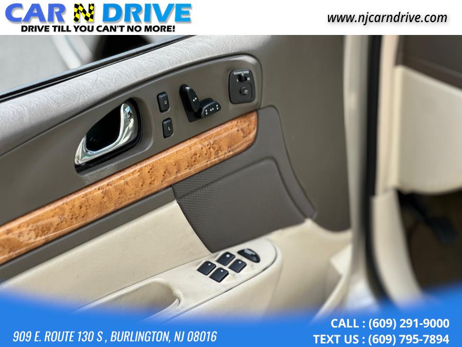 2002 Lincoln Continental Continental, available for sale in Hempstead, New York | VIP Auto Credit Express. Hempstead, New York 2002 Lincoln Continental Continental, available for sale in Hempstead, New York | VIP Auto Credit Express. Hempstead, New York