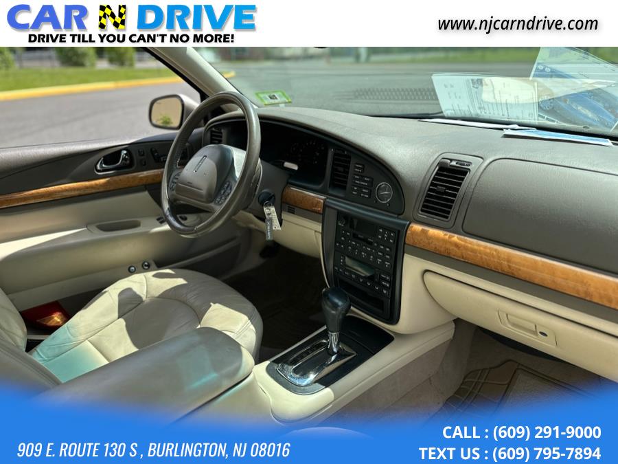 2002 Lincoln Continental Continental, available for sale in Hempstead, New York | VIP Auto Credit Express. Hempstead, New York 2002 Lincoln Continental Continental, available for sale in Hempstead, New York | VIP Auto Credit Express. Hempstead, New York