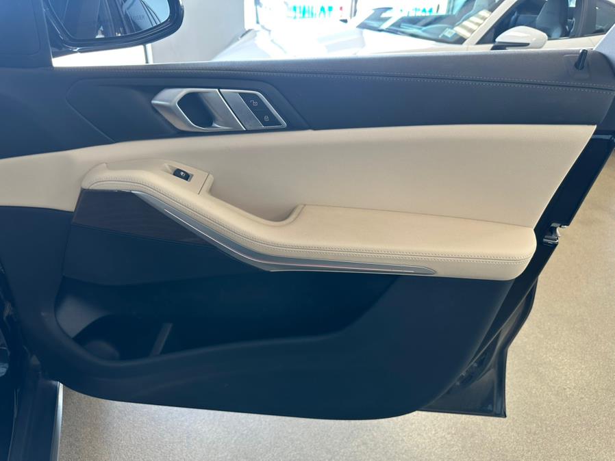 2021 BMW X5 xDrive40i Sports Activity Vehicle, available for sale in Inwood, New York | 5 Towns Drive. Inwood, New York 2021 BMW X5 xDrive40i Sports Activity Vehicle, available for sale in Inwood, New York | 5 Towns Drive. Inwood, New York