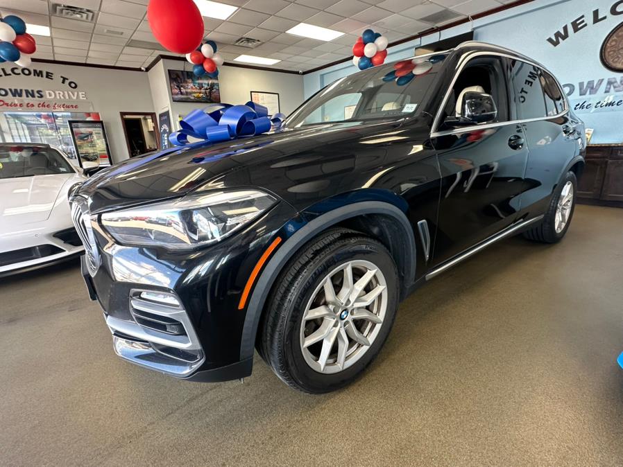 2021 BMW X5 xDrive40i Sports Activity Vehicle, available for sale in Inwood, New York | 5 Towns Drive. Inwood, New York 2021 BMW X5 xDrive40i Sports Activity Vehicle, available for sale in Inwood, New York | 5 Towns Drive. Inwood, New York