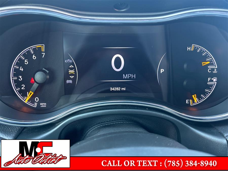 2021 Jeep Grand Cherokee Limited 4x4, available for sale in Colby, Kansas | M C Auto Outlet Inc. Colby, Kansas 2021 Jeep Grand Cherokee Limited 4x4, available for sale in Colby, Kansas | M C Auto Outlet Inc. Colby, Kansas
