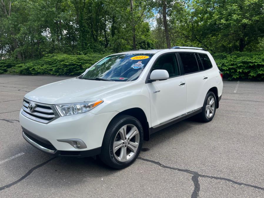 Used 2013 Toyota Highlander in New Britain, Connecticut | Supreme Automotive. New Britain, Connecticut