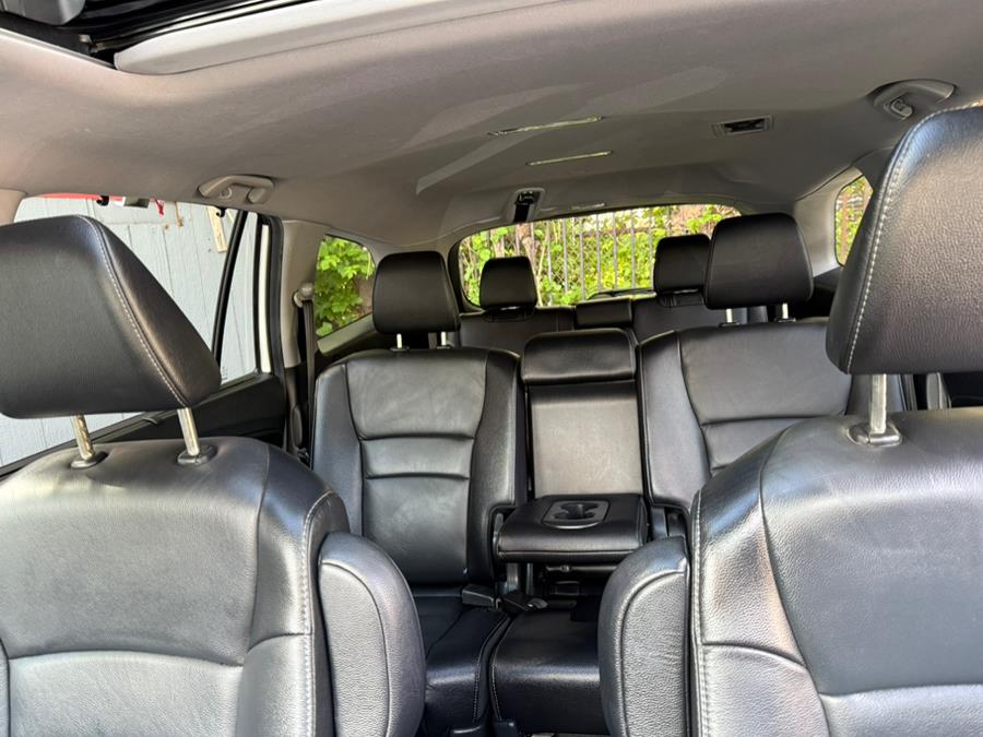 2022 Honda Pilot EX-L AWD, available for sale in Newark, New Jersey | Champion Of Newark. Newark, New Jersey 2022 Honda Pilot EX-L AWD, available for sale in Newark, New Jersey | Champion Of Newark. Newark, New Jersey