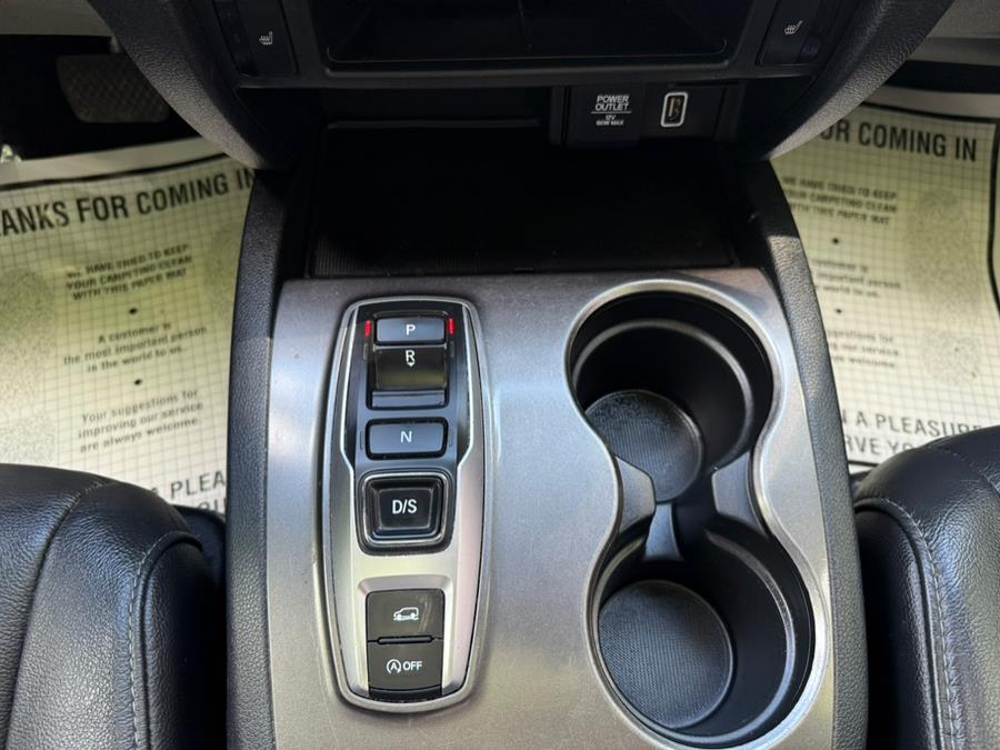 2022 Honda Pilot EX-L AWD, available for sale in Newark, New Jersey | Champion Of Newark. Newark, New Jersey 2022 Honda Pilot EX-L AWD, available for sale in Newark, New Jersey | Champion Of Newark. Newark, New Jersey
