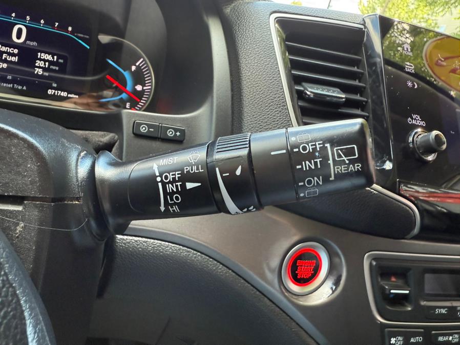 2022 Honda Pilot EX-L AWD, available for sale in Newark, New Jersey | Champion Of Newark. Newark, New Jersey 2022 Honda Pilot EX-L AWD, available for sale in Newark, New Jersey | Champion Of Newark. Newark, New Jersey