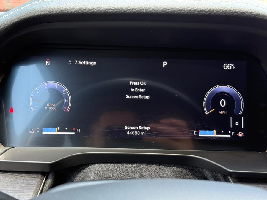 2021 Jeep Grand Cherokee L Limited 4x4, available for sale in Paterson, New Jersey | Champion of Paterson. Paterson, New Jersey 2021 Jeep Grand Cherokee L Limited 4x4, available for sale in Paterson, New Jersey | Champion of Paterson. Paterson, New Jersey