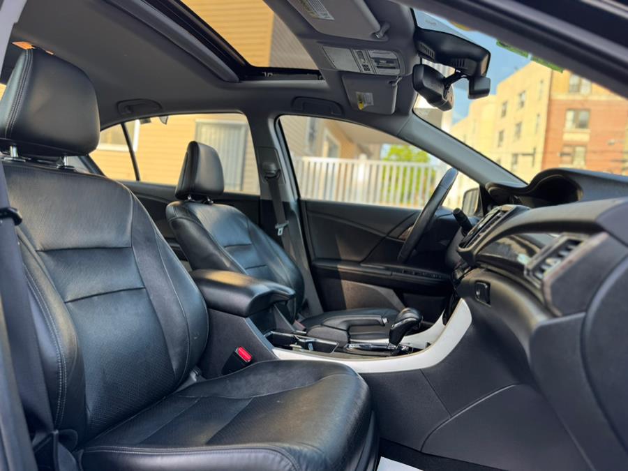 2016 Honda Accord Sedan 4dr V6 Auto Touring, available for sale in Irvington, New Jersey | RT 603 Auto Mall. Irvington, New Jersey 2016 Honda Accord Sedan 4dr V6 Auto Touring, available for sale in Irvington, New Jersey | RT 603 Auto Mall. Irvington, New Jersey