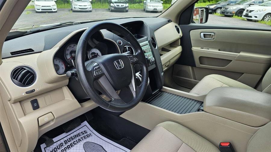 2009 Honda Pilot EX 4x4 4dr SUV, available for sale in Wolcott, New York | Auto Hunter CNY. Wolcott, New York 2009 Honda Pilot EX 4x4 4dr SUV, available for sale in Wolcott, New York | Auto Hunter CNY. Wolcott, New York