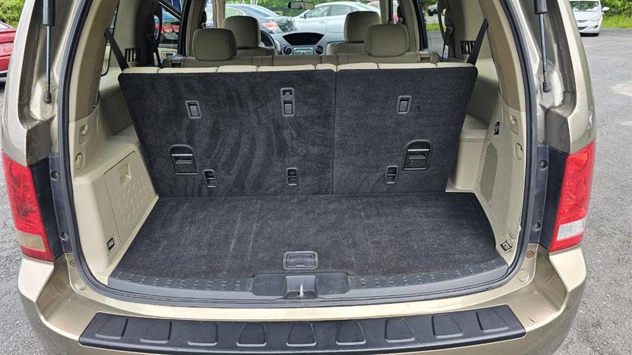 2009 Honda Pilot EX 4x4 4dr SUV, available for sale in Wolcott, New York | Auto Hunter CNY. Wolcott, New York 2009 Honda Pilot EX 4x4 4dr SUV, available for sale in Wolcott, New York | Auto Hunter CNY. Wolcott, New York