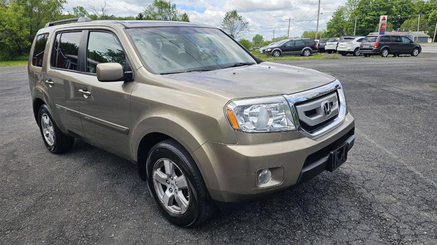 2009 Honda Pilot EX 4x4 4dr SUV, available for sale in Wolcott, New York | Auto Hunter CNY. Wolcott, New York 2009 Honda Pilot EX 4x4 4dr SUV, available for sale in Wolcott, New York | Auto Hunter CNY. Wolcott, New York