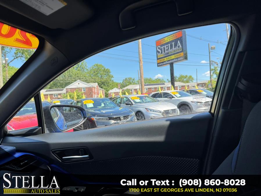2022 Toyota C-HR XLE FWD (Natl), available for sale in Linden, New Jersey | Stella Auto Sales. Linden, New Jersey 2022 Toyota C-HR XLE FWD (Natl), available for sale in Linden, New Jersey | Stella Auto Sales. Linden, New Jersey