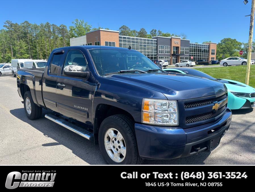 2009 Chevrolet Silverado 1500 4WD Ext Cab 143.5" LT, available for sale in Toms River, New Jersey | Country Motors. Toms River, New Jersey 2009 Chevrolet Silverado 1500 4WD Ext Cab 143.5" LT, available for sale in Toms River, New Jersey | Country Motors. Toms River, New Jersey