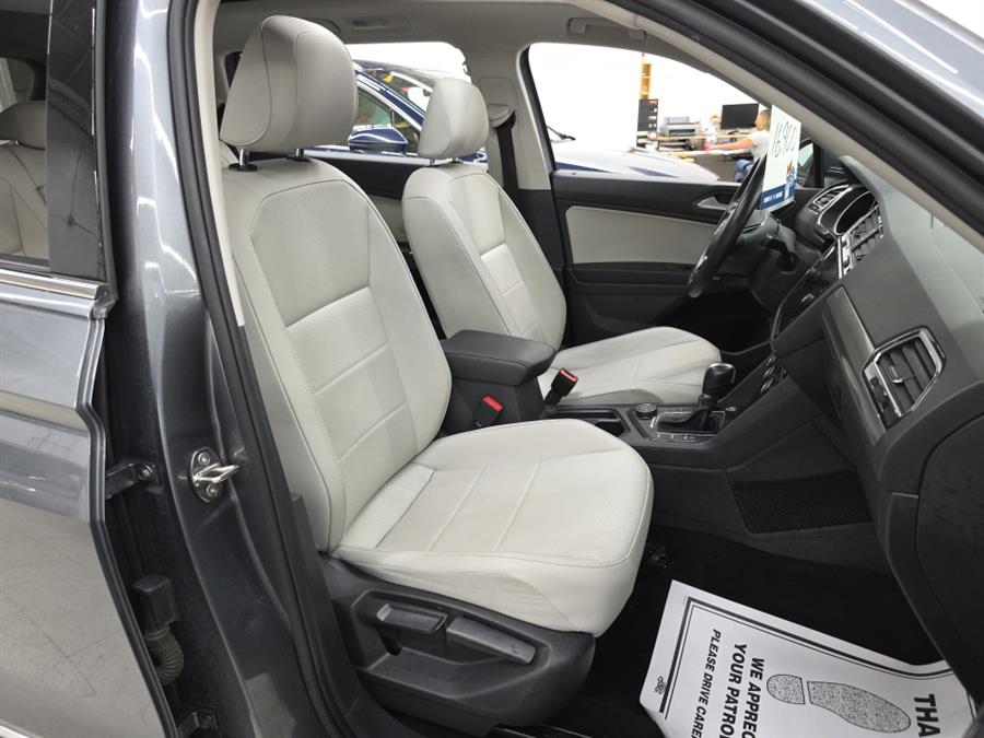2018 Volkswagen Tiguan 2.0T SE 4MOTION, available for sale in West Haven, Connecticut | Auto Fair Inc.. West Haven, Connecticut 2018 Volkswagen Tiguan 2.0T SE 4MOTION, available for sale in West Haven, Connecticut | Auto Fair Inc.. West Haven, Connecticut