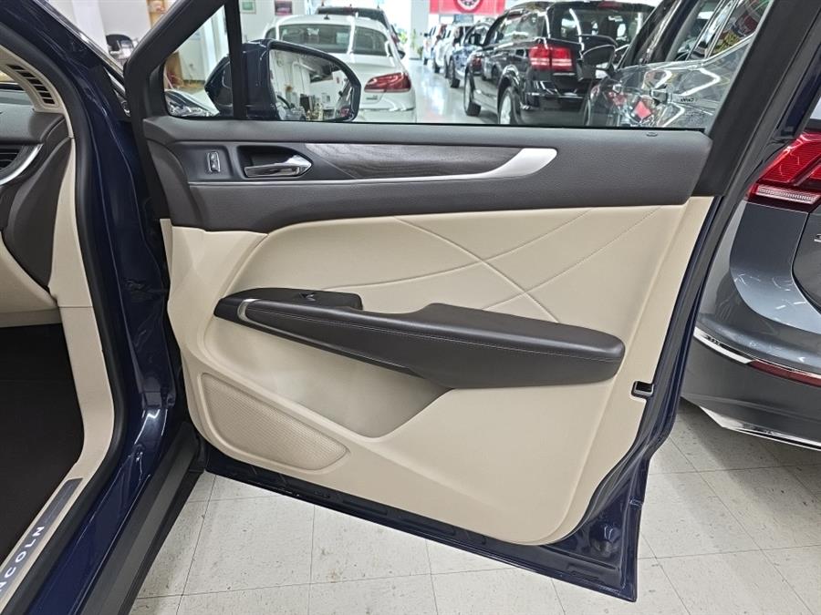 2019 Lincoln MKC Reserve AWD, available for sale in West Haven, Connecticut | Auto Fair Inc.. West Haven, Connecticut 2019 Lincoln MKC Reserve AWD, available for sale in West Haven, Connecticut | Auto Fair Inc.. West Haven, Connecticut