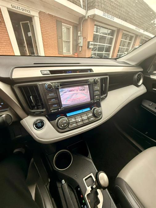 2015 Toyota RAV4 AWD 4dr Limited (Natl), available for sale in Shelton, Connecticut | Center Motorsports LLC. Shelton, Connecticut 2015 Toyota RAV4 AWD 4dr Limited (Natl), available for sale in Shelton, Connecticut | Center Motorsports LLC. Shelton, Connecticut