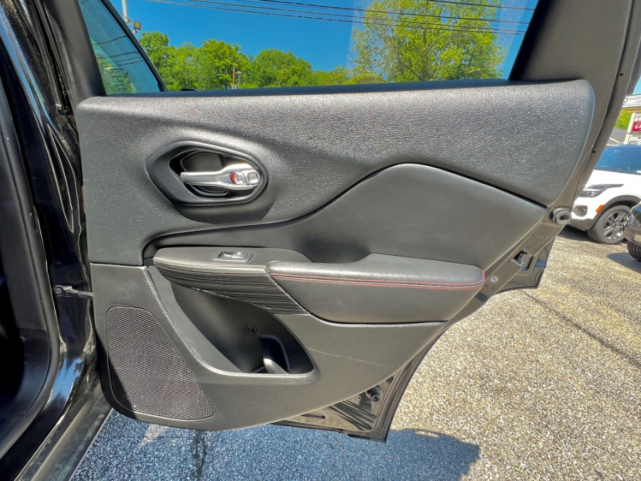 2014 Jeep Cherokee 4WD 4dr Trailhawk, available for sale in Manchester, New Hampshire | Second Street Auto Sales Inc. Manchester, New Hampshire 2014 Jeep Cherokee 4WD 4dr Trailhawk, available for sale in Manchester, New Hampshire | Second Street Auto Sales Inc. Manchester, New Hampshire
