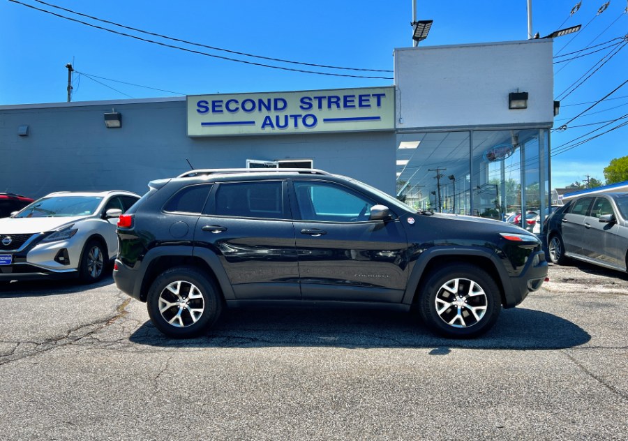 2014 Jeep Cherokee 4WD 4dr Trailhawk, available for sale in Manchester, New Hampshire | Second Street Auto Sales Inc. Manchester, New Hampshire 2014 Jeep Cherokee 4WD 4dr Trailhawk, available for sale in Manchester, New Hampshire | Second Street Auto Sales Inc. Manchester, New Hampshire