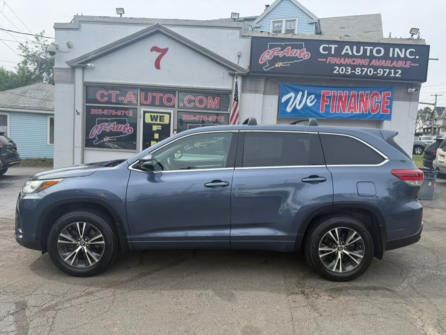 2017 Toyota Highlander LE V6 AWD (Natl), available for sale in Bridgeport, Connecticut | CT Auto. Bridgeport, Connecticut 2017 Toyota Highlander LE V6 AWD (Natl), available for sale in Bridgeport, Connecticut | CT Auto. Bridgeport, Connecticut