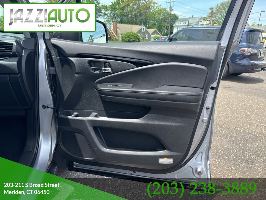 2016 Honda Pilot AWD 4dr Elite w/RES & Navi, available for sale in Meriden, Connecticut | Jazzi Auto Sales LLC. Meriden, Connecticut 2016 Honda Pilot AWD 4dr Elite w/RES & Navi, available for sale in Meriden, Connecticut | Jazzi Auto Sales LLC. Meriden, Connecticut