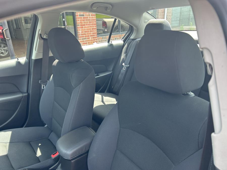 2016 Chevrolet Cruze Limited 4dr Sdn Auto LT w/1LT, available for sale in Middletown, Connecticut | Newfield Auto Sales. Middletown, Connecticut 2016 Chevrolet Cruze Limited 4dr Sdn Auto LT w/1LT, available for sale in Middletown, Connecticut | Newfield Auto Sales. Middletown, Connecticut