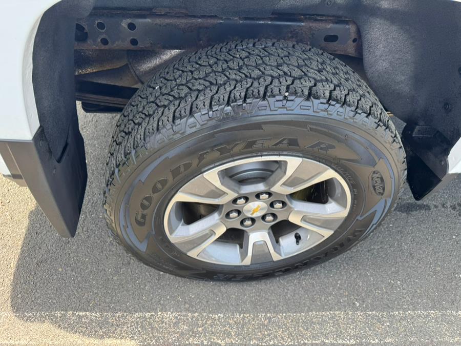 2018 Chevrolet Colorado 4WD Crew Cab 128.3" Z71, available for sale in Berlin, Connecticut | Tru Auto Mall. Berlin, Connecticut 2018 Chevrolet Colorado 4WD Crew Cab 128.3" Z71, available for sale in Berlin, Connecticut | Tru Auto Mall. Berlin, Connecticut