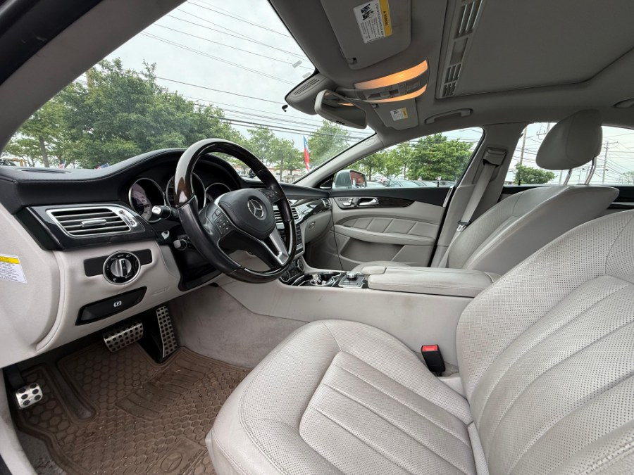 2013 Mercedes-Benz CLS-Class 4dr Sdn CLS550 4MATIC, available for sale in Hicksville, New York | REGAL AUTOHAUS. Hicksville, New York 2013 Mercedes-Benz CLS-Class 4dr Sdn CLS550 4MATIC, available for sale in Hicksville, New York | REGAL AUTOHAUS. Hicksville, New York