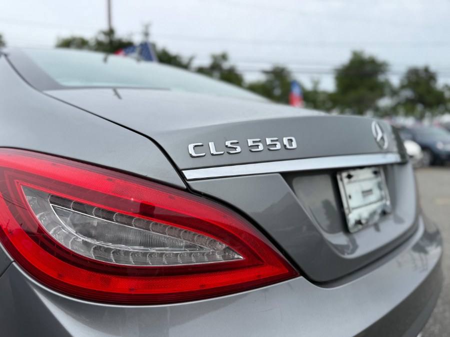 2013 Mercedes-Benz CLS-Class 4dr Sdn CLS550 4MATIC, available for sale in Hicksville, New York | REGAL AUTOHAUS. Hicksville, New York 2013 Mercedes-Benz CLS-Class 4dr Sdn CLS550 4MATIC, available for sale in Hicksville, New York | REGAL AUTOHAUS. Hicksville, New York