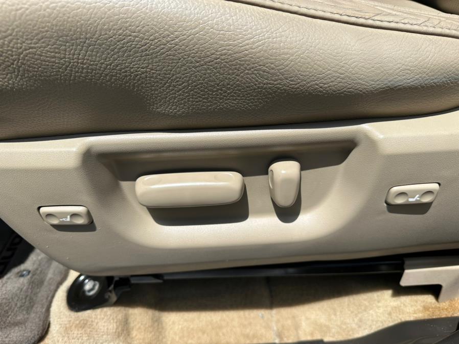 2010 Toyota Sequoia 4WD LV8 6-Spd AT Platinum (Natl), available for sale in South Windsor, Connecticut | Mike And Tony Auto Sales, Inc. South Windsor, Connecticut 2010 Toyota Sequoia 4WD LV8 6-Spd AT Platinum (Natl), available for sale in South Windsor, Connecticut | Mike And Tony Auto Sales, Inc. South Windsor, Connecticut