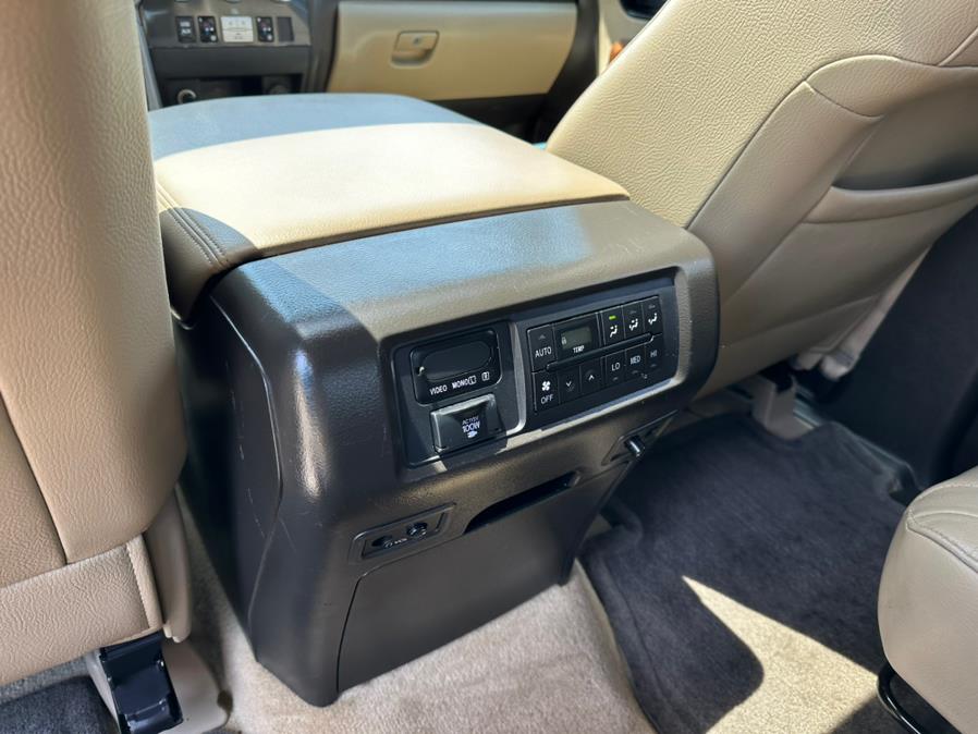 2010 Toyota Sequoia 4WD LV8 6-Spd AT Platinum (Natl), available for sale in South Windsor, Connecticut | Mike And Tony Auto Sales, Inc. South Windsor, Connecticut 2010 Toyota Sequoia 4WD LV8 6-Spd AT Platinum (Natl), available for sale in South Windsor, Connecticut | Mike And Tony Auto Sales, Inc. South Windsor, Connecticut