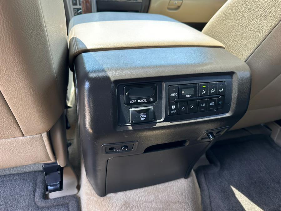2010 Toyota Sequoia 4WD LV8 6-Spd AT Platinum (Natl), available for sale in South Windsor, Connecticut | Mike And Tony Auto Sales, Inc. South Windsor, Connecticut 2010 Toyota Sequoia 4WD LV8 6-Spd AT Platinum (Natl), available for sale in South Windsor, Connecticut | Mike And Tony Auto Sales, Inc. South Windsor, Connecticut