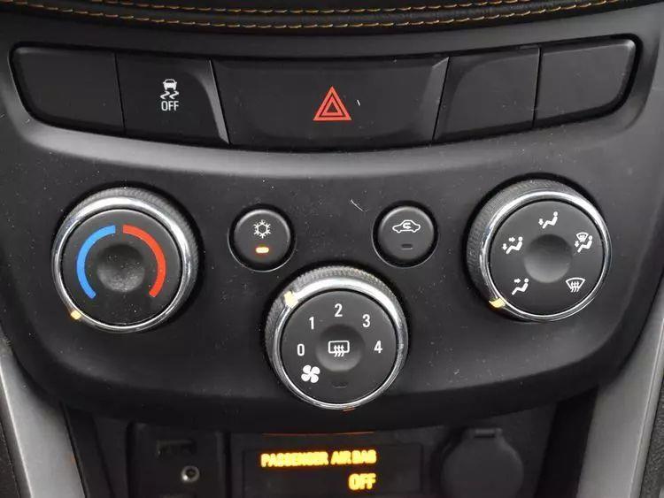 2020 Chevrolet Trax LS Sport Utility 4D, available for sale in Irvington, New Jersey | NJ Used Cars Center. Irvington, New Jersey 2020 Chevrolet Trax LS Sport Utility 4D, available for sale in Irvington, New Jersey | NJ Used Cars Center. Irvington, New Jersey