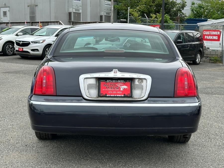 2000 Lincoln Town Car 4dr Sdn Signature, available for sale in Irvington , New Jersey | Auto Haus of Irvington Corp. Irvington , New Jersey 2000 Lincoln Town Car 4dr Sdn Signature, available for sale in Irvington , New Jersey | Auto Haus of Irvington Corp. Irvington , New Jersey