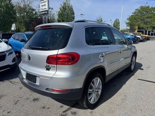 2016 Volkswagen Tiguan SE, available for sale in Avon, Connecticut | Sullivan Automotive Group. Avon, Connecticut 2016 Volkswagen Tiguan SE, available for sale in Avon, Connecticut | Sullivan Automotive Group. Avon, Connecticut