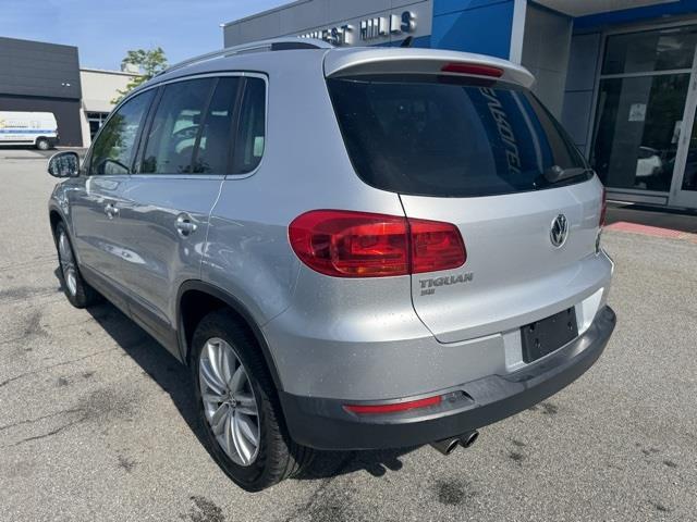 2016 Volkswagen Tiguan SE, available for sale in Avon, Connecticut | Sullivan Automotive Group. Avon, Connecticut 2016 Volkswagen Tiguan SE, available for sale in Avon, Connecticut | Sullivan Automotive Group. Avon, Connecticut