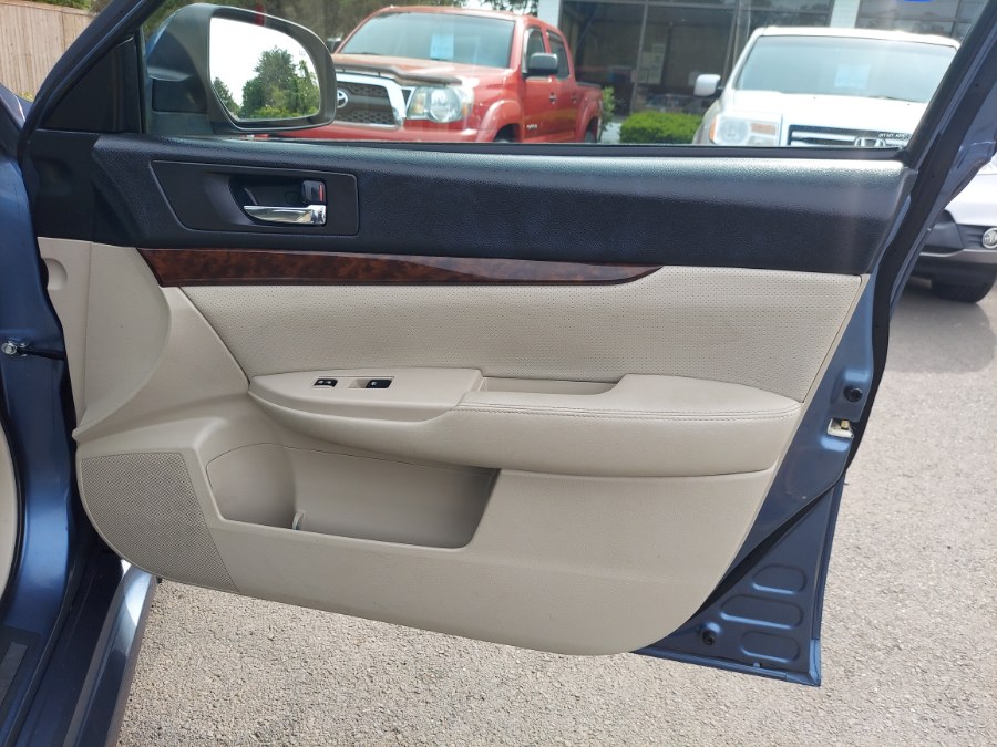 2013 Subaru Legacy 4dr Sdn H4 Auto 2.5i Limited, available for sale in East Windsor, Connecticut | United Auto Sales of E Windsor, Inc. East Windsor, Connecticut 2013 Subaru Legacy 4dr Sdn H4 Auto 2.5i Limited, available for sale in East Windsor, Connecticut | United Auto Sales of E Windsor, Inc. East Windsor, Connecticut