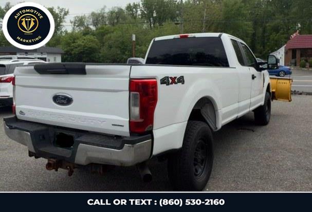 2017 Ford Super Duty F-350 SRW Lariat 4WD SuperCab 8'' Box, available for sale in Online only, Connecticut | CEO DADDY AUTO. Online only, Connecticut 2017 Ford Super Duty F-350 SRW Lariat 4WD SuperCab 8'' Box, available for sale in Online only, Connecticut | CEO DADDY AUTO. Online only, Connecticut