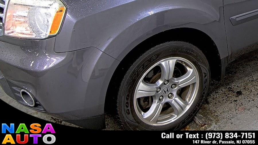 2014 Honda Pilot 4WD 4dr EX-L w/Navi, available for sale in Passaic, New Jersey | Nasa Auto. Passaic, New Jersey 2014 Honda Pilot 4WD 4dr EX-L w/Navi, available for sale in Passaic, New Jersey | Nasa Auto. Passaic, New Jersey