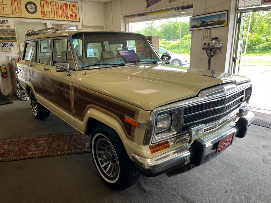 Used 1988 Jeep Grand Wagoneer in Naugatuck, Connecticut | Riverside Motorcars, LLC. Naugatuck, Connecticut