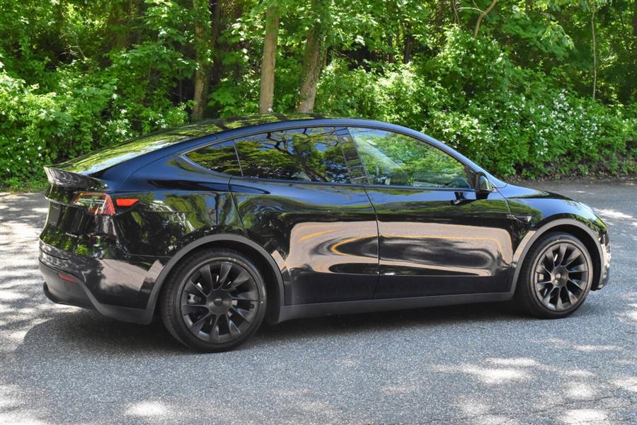 2021 Tesla Model y Long Range AWD 4dr Crossover, available for sale in Great Neck, New York | Camy Cars. Great Neck, New York 2021 Tesla Model y Long Range AWD 4dr Crossover, available for sale in Great Neck, New York | Camy Cars. Great Neck, New York