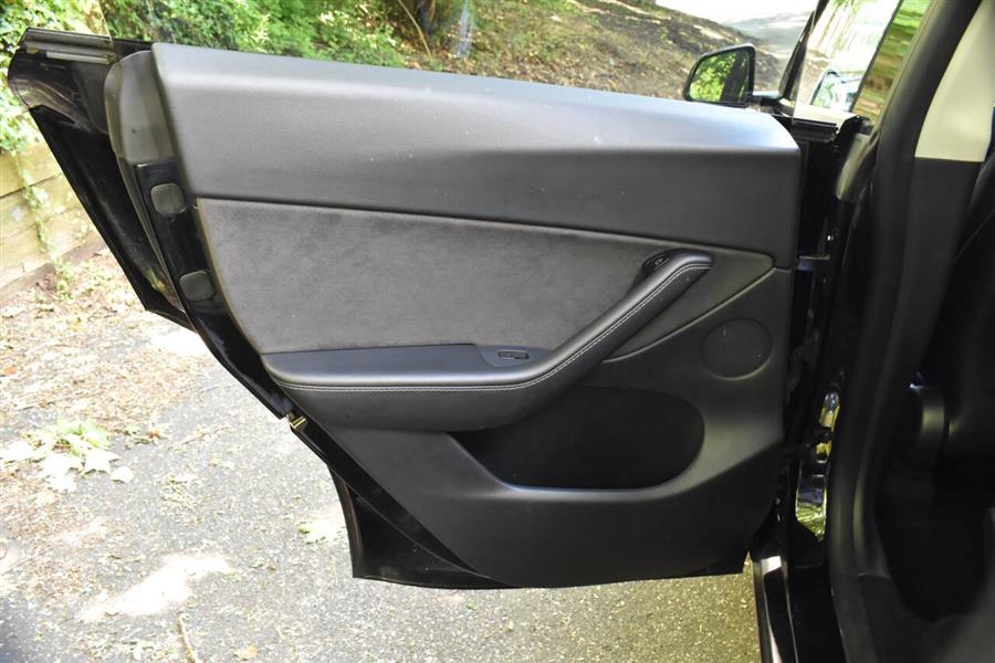 2021 Tesla Model y Long Range AWD 4dr Crossover, available for sale in Great Neck, New York | Camy Cars. Great Neck, New York 2021 Tesla Model y Long Range AWD 4dr Crossover, available for sale in Great Neck, New York | Camy Cars. Great Neck, New York