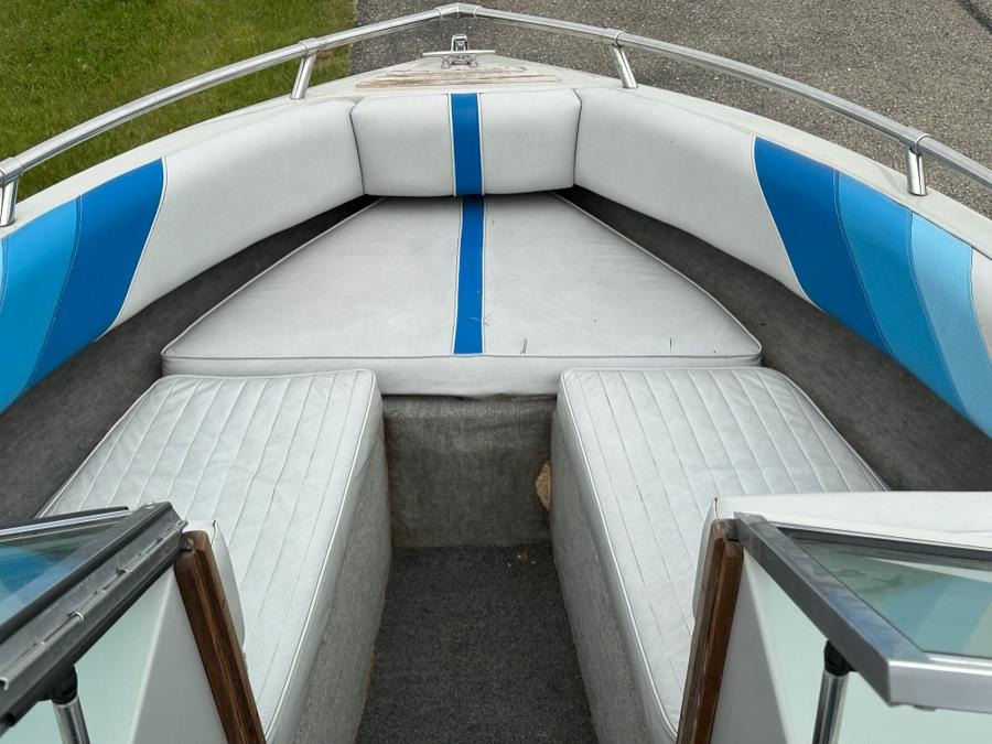 1989 Celebrity 187 BOAT, available for sale in Darien, Wisconsin | Geneva Motor Cars. Darien, Wisconsin 1989 Celebrity 187 BOAT, available for sale in Darien, Wisconsin | Geneva Motor Cars. Darien, Wisconsin