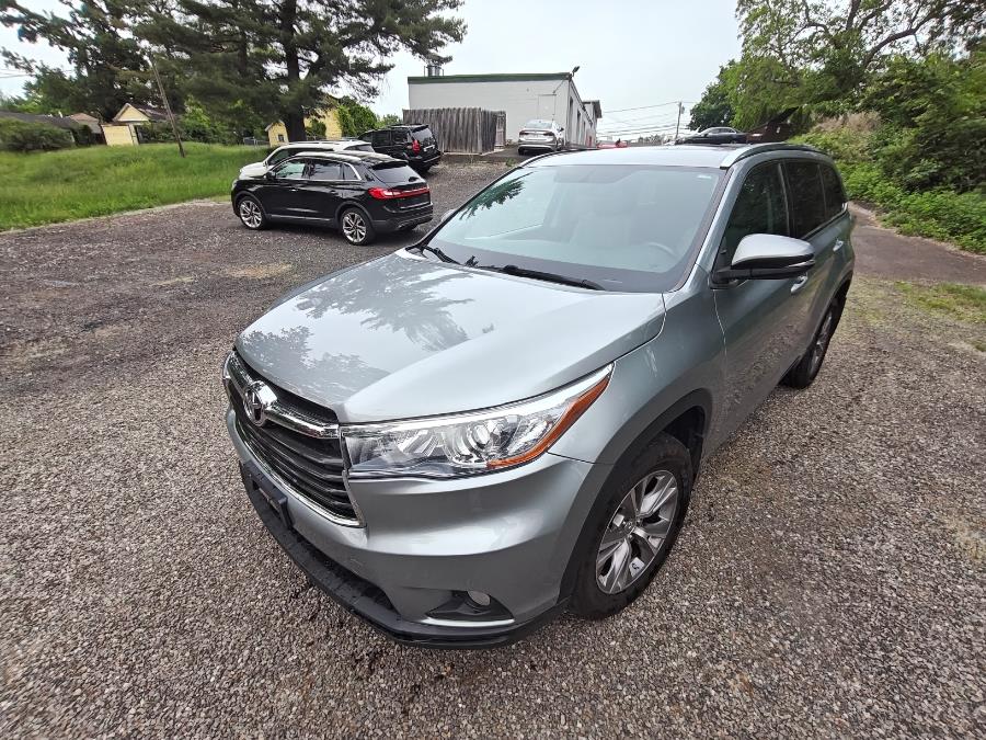 2015 Toyota Highlander AWD 4dr V6 XLE (Natl), available for sale in South Windsor, Connecticut | Fancy Rides LLC. South Windsor, Connecticut 2015 Toyota Highlander AWD 4dr V6 XLE (Natl), available for sale in South Windsor, Connecticut | Fancy Rides LLC. South Windsor, Connecticut