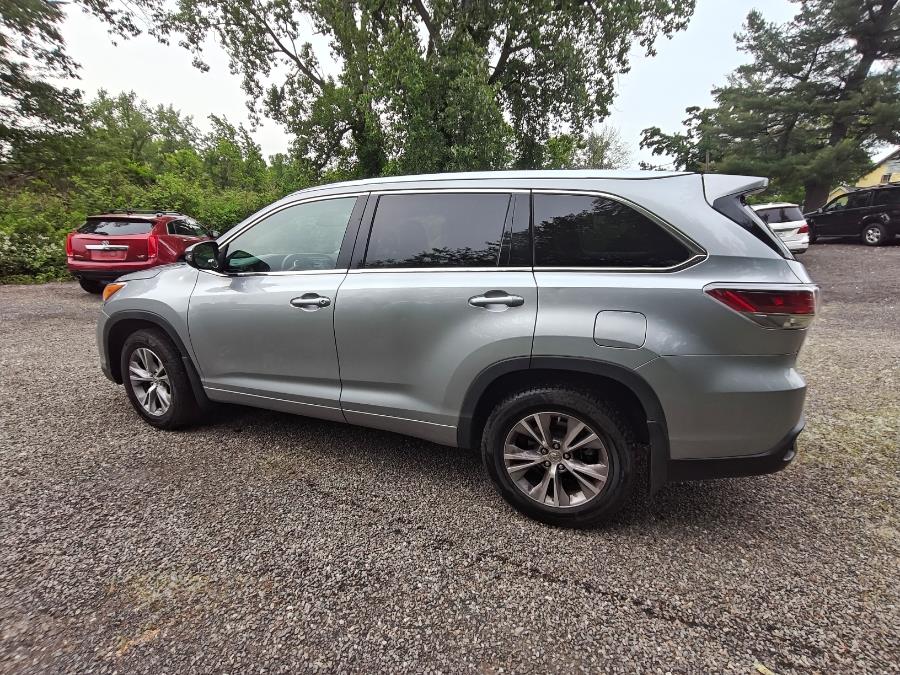 2015 Toyota Highlander AWD 4dr V6 XLE (Natl), available for sale in South Windsor, Connecticut | Fancy Rides LLC. South Windsor, Connecticut 2015 Toyota Highlander AWD 4dr V6 XLE (Natl), available for sale in South Windsor, Connecticut | Fancy Rides LLC. South Windsor, Connecticut