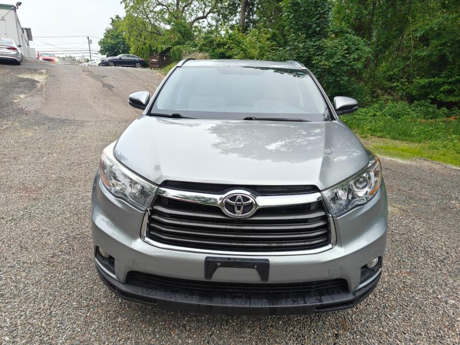2015 Toyota Highlander AWD 4dr V6 XLE (Natl), available for sale in South Windsor, Connecticut | Fancy Rides LLC. South Windsor, Connecticut 2015 Toyota Highlander AWD 4dr V6 XLE (Natl), available for sale in South Windsor, Connecticut | Fancy Rides LLC. South Windsor, Connecticut
