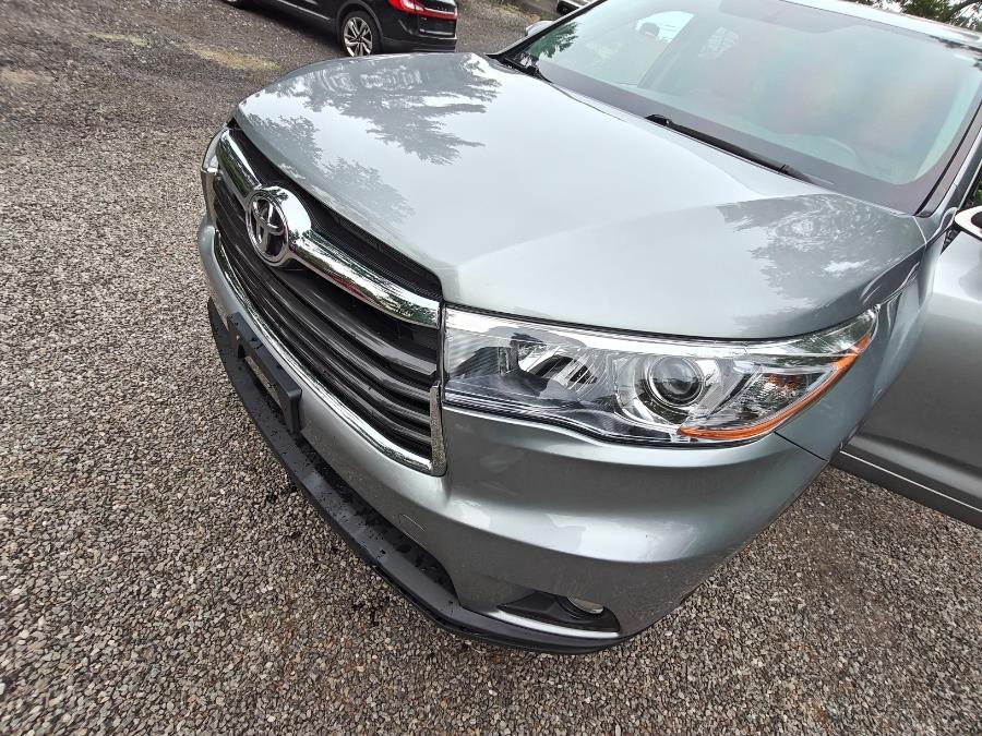 2015 Toyota Highlander AWD 4dr V6 XLE (Natl), available for sale in South Windsor, Connecticut | Fancy Rides LLC. South Windsor, Connecticut 2015 Toyota Highlander AWD 4dr V6 XLE (Natl), available for sale in South Windsor, Connecticut | Fancy Rides LLC. South Windsor, Connecticut