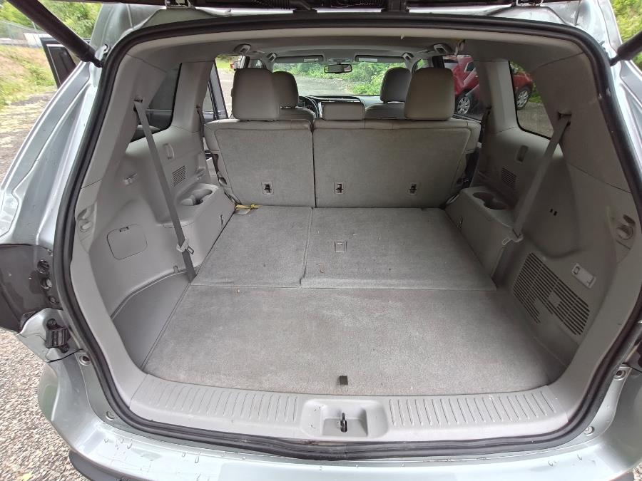 2015 Toyota Highlander AWD 4dr V6 XLE (Natl), available for sale in South Windsor, Connecticut | Fancy Rides LLC. South Windsor, Connecticut 2015 Toyota Highlander AWD 4dr V6 XLE (Natl), available for sale in South Windsor, Connecticut | Fancy Rides LLC. South Windsor, Connecticut